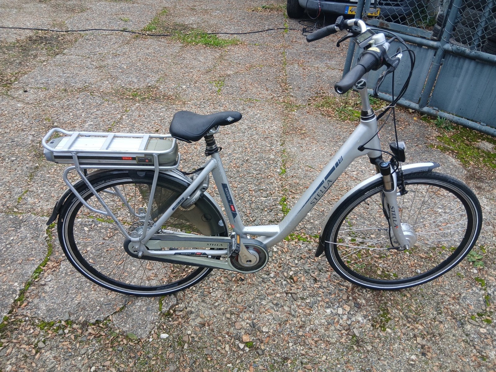 Stella elektrische damesfiets 54 cm met defect, Fietsen en Brommers, 51 tot 55 cm, Ophalen, Gebruikt, Overige merken