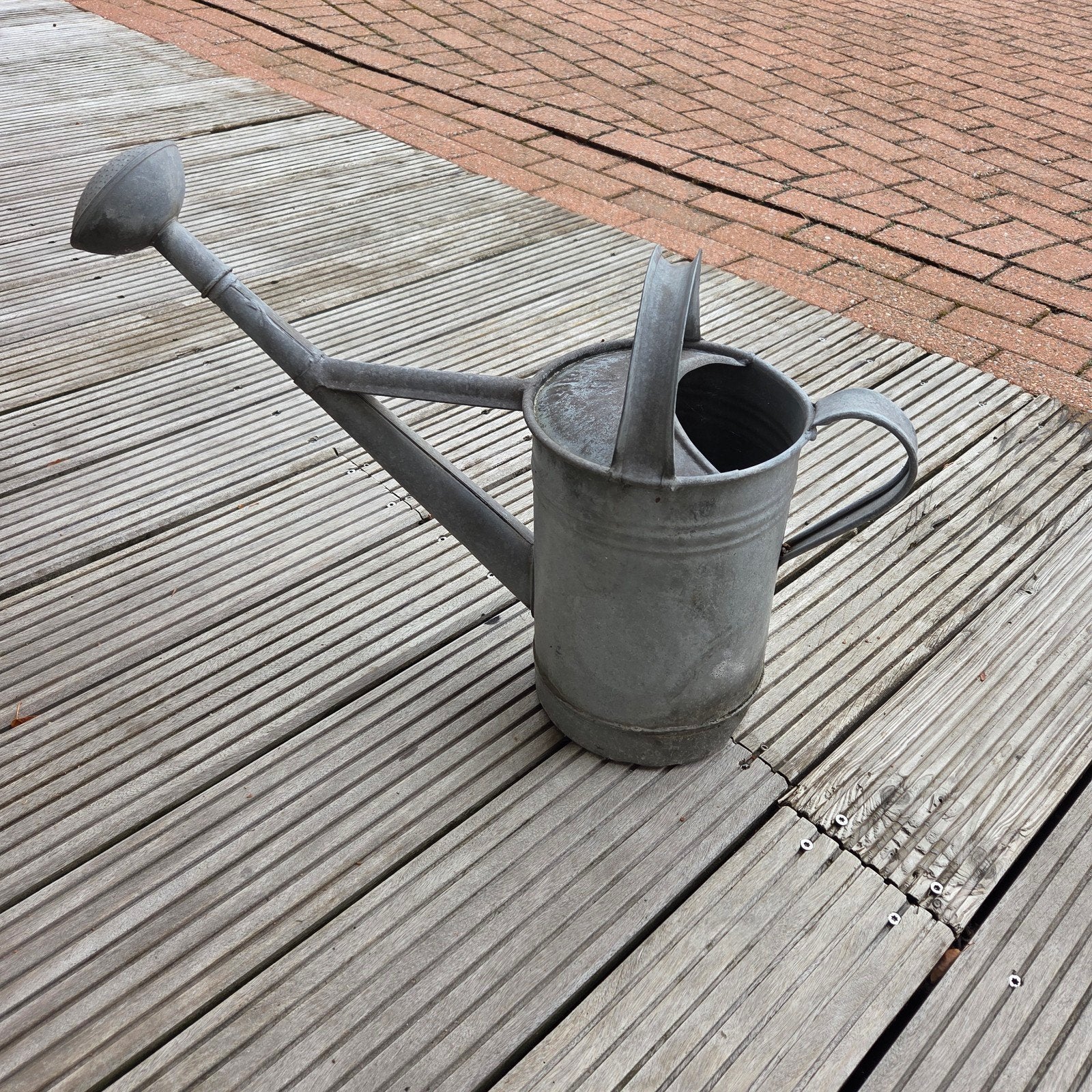 Zinken gieter - Decoratief / Vintage, Tuin en Terras, Gieters, Ophalen, Gebruikt, Metaal