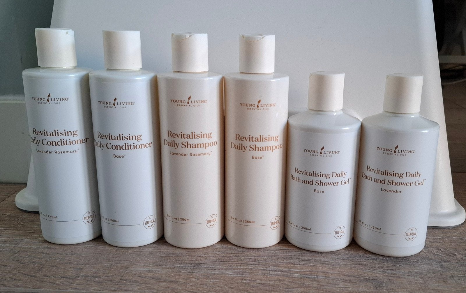 Young Living Revitalising Shampoo, Conditioner & Douchegel, Ophalen of Verzenden, Nieuw, Bad & Douche