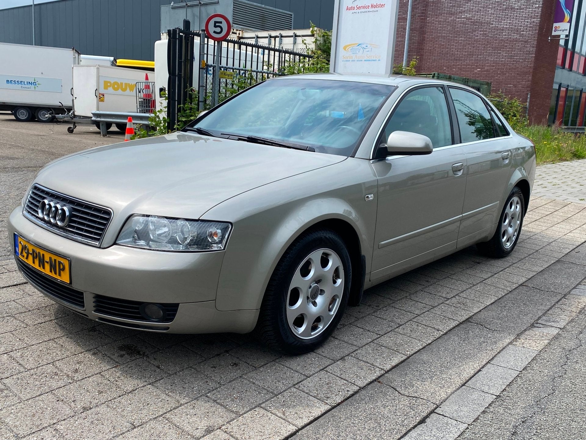 Audi A4 Limousine 2.0 Pro Line, Apk, Nap, Goed rijdend Inrui, Auto's, Stof, Gebruikt, Zwart, 4 cilinders