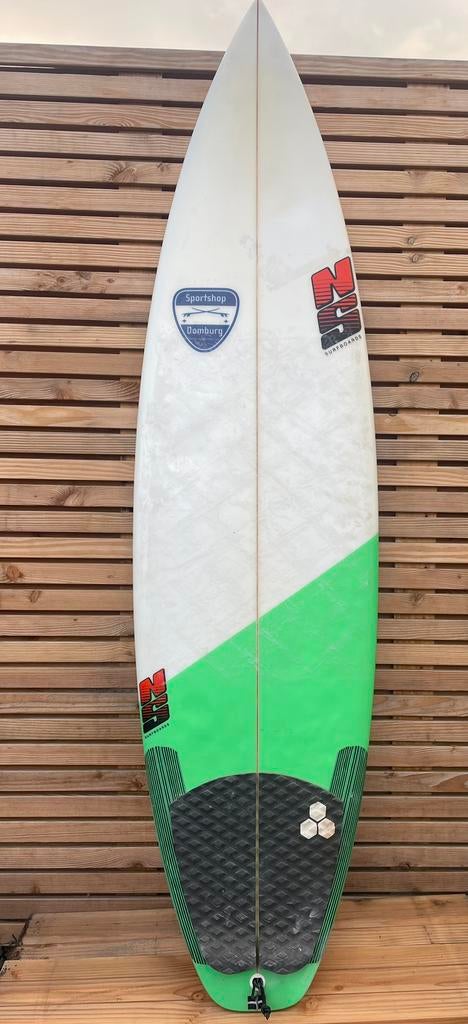 Nigel Semmens shortboard, Watersport en Boten, Golfsurfen, Ophalen, Zo goed als nieuw, Shortboard