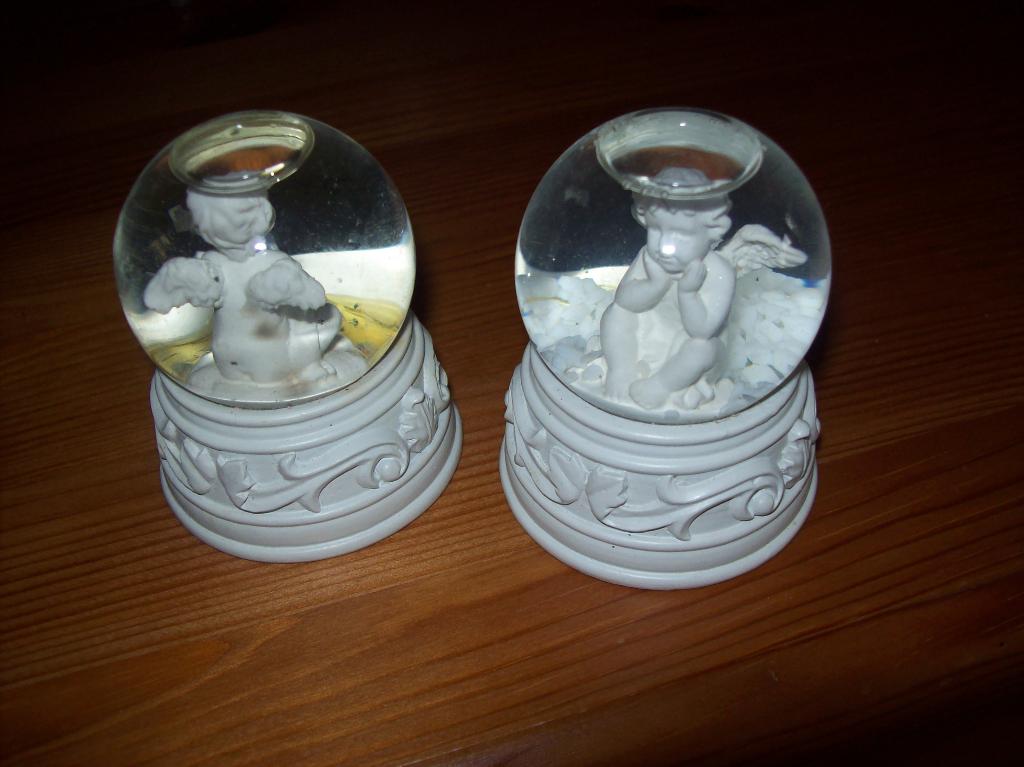 brocante handmade sneeuwbollen met engeltjes, Ophalen