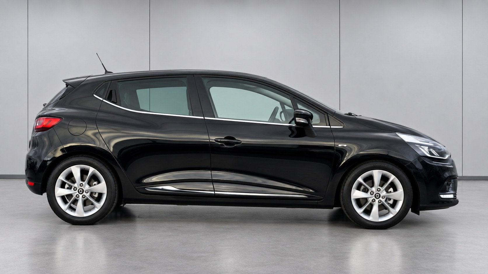 Renault Clio 0.9 TCe Limited/NAVI/NW APK, Auto's, Voorwielaandrijving, 898 cc, Stof, Gebruikt