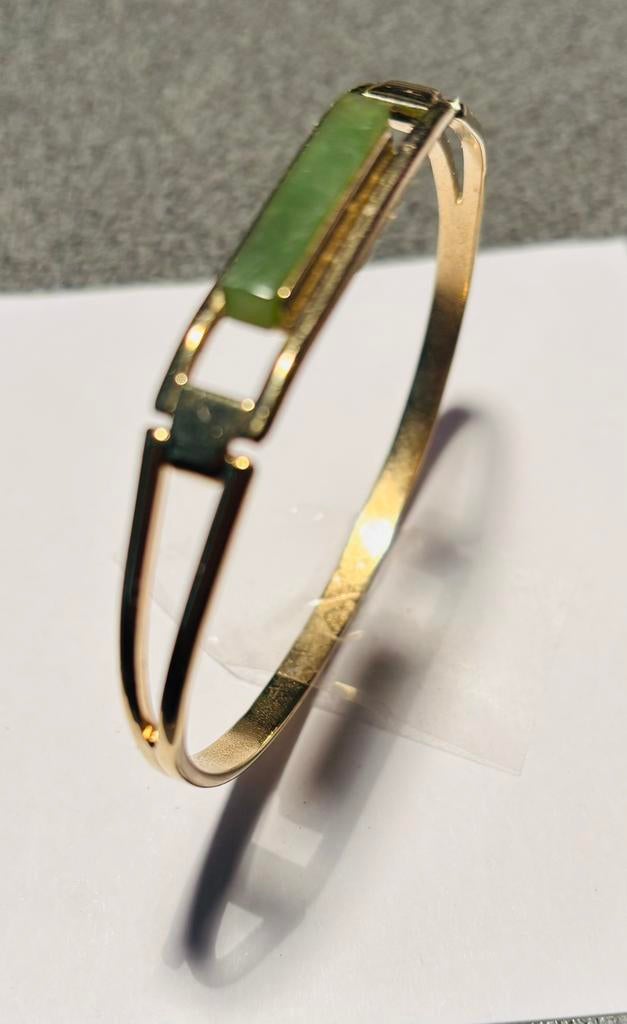 Goud kleurige jade armband.Gratis verzenden, Sieraden, Tassen en Uiterlijk, Ringen, Ophalen of Verzenden, Zo goed als nieuw, 17 tot 18