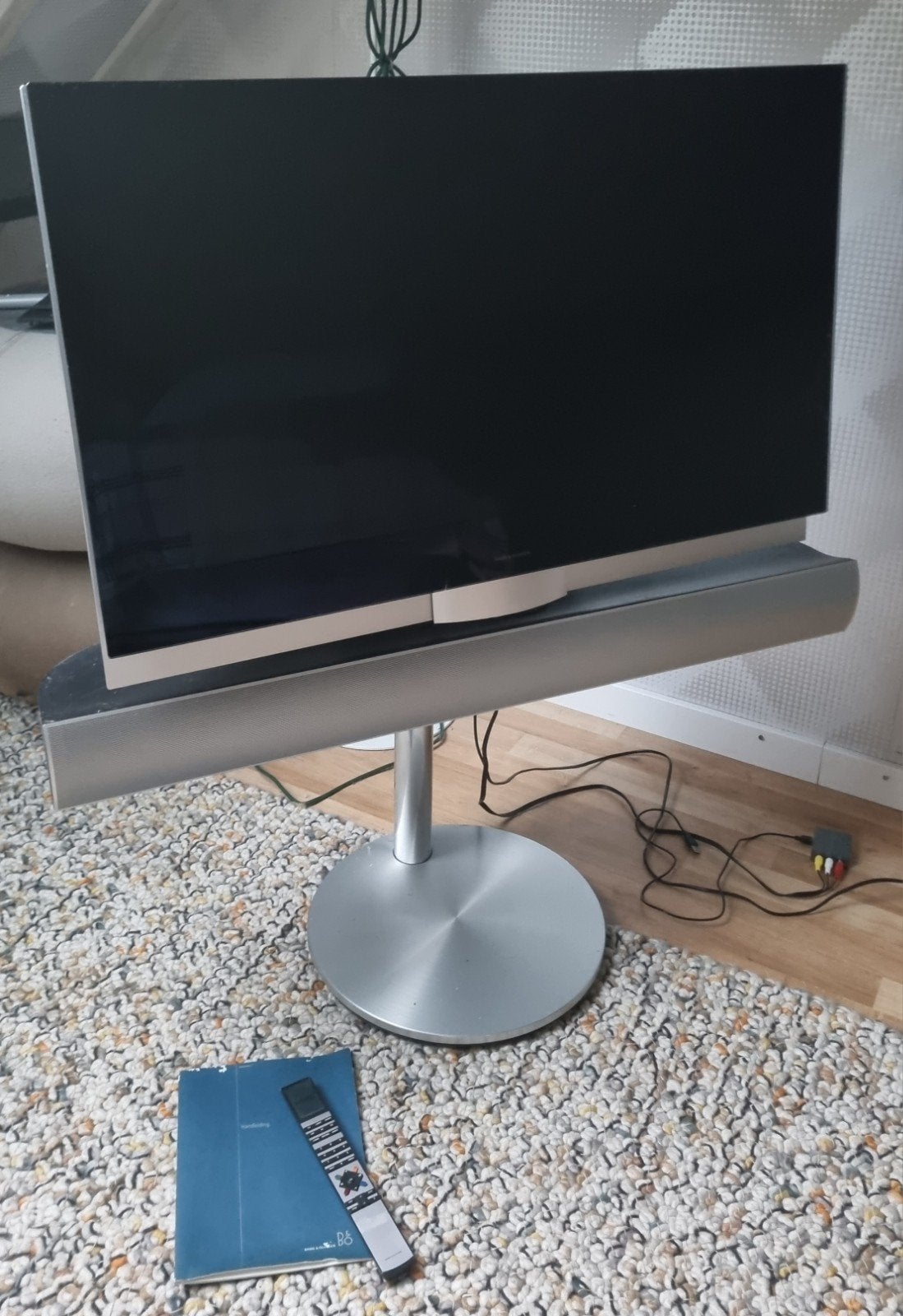 TV BeoVision.7 met soundbar werkt prima en dvd speler, Ophalen, Gebruikt, 50 Hz, Overige merken