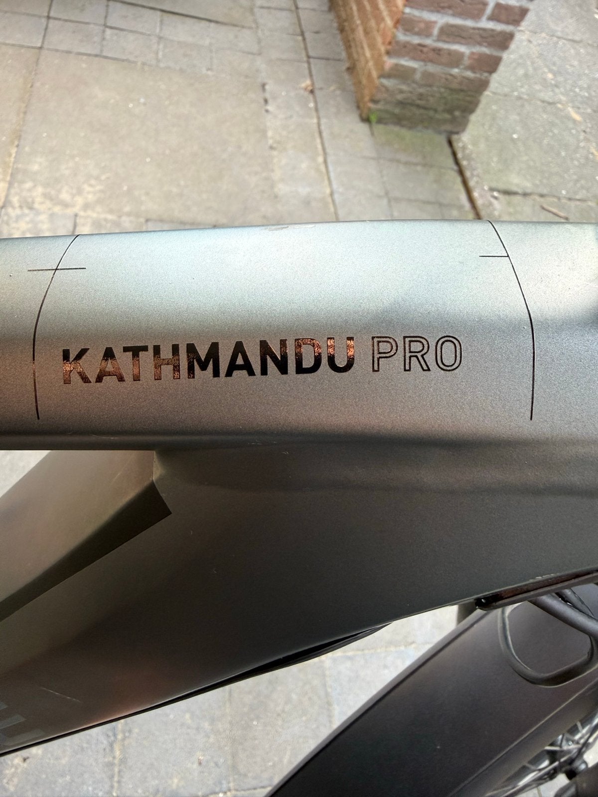 Cube Kathmandu 625 Pro met Nyon navigatie, 777km, Ophalen, Zo goed als nieuw, 51 tot 55 cm, Cube