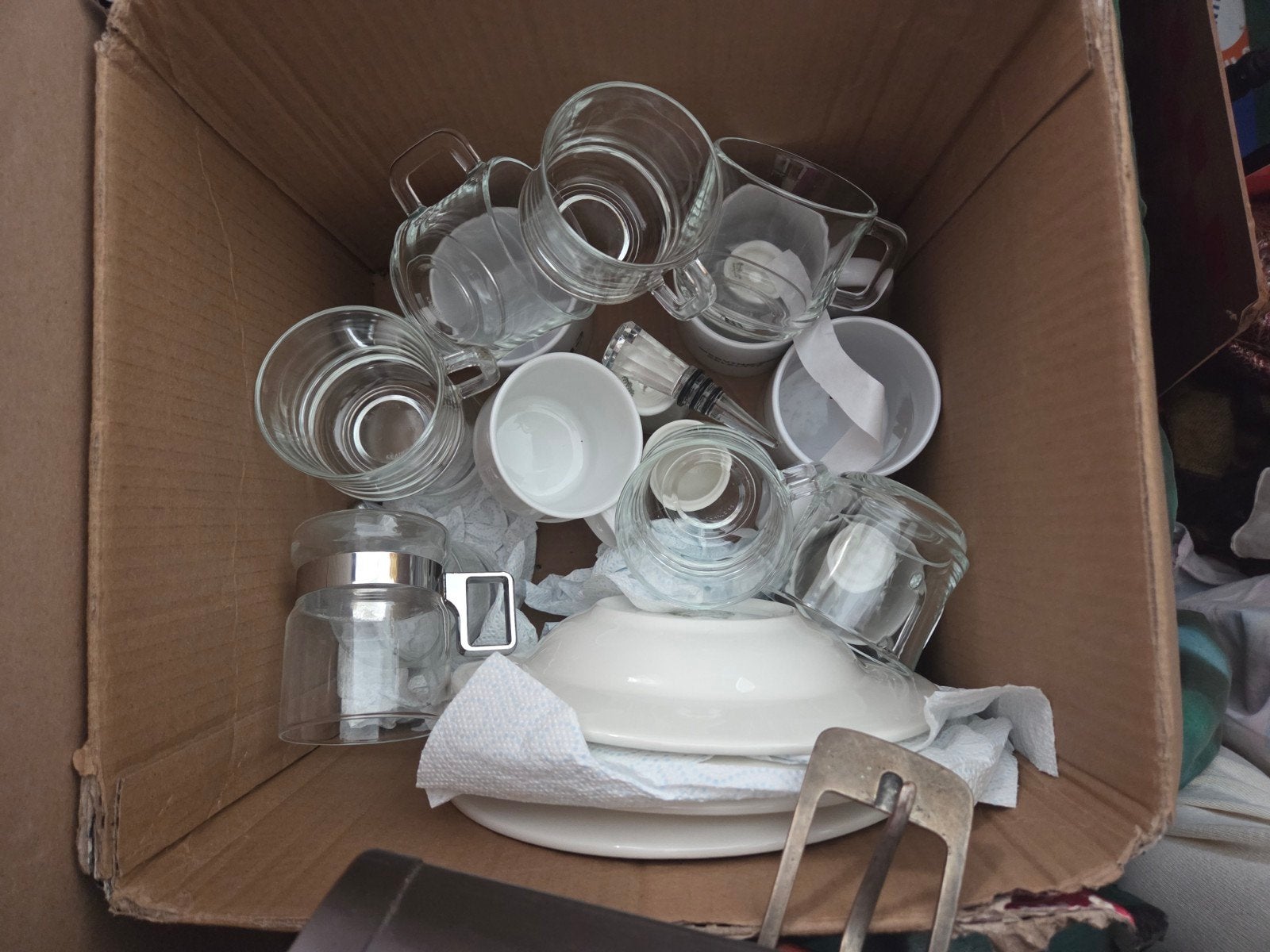 gratis servies, Ophalen