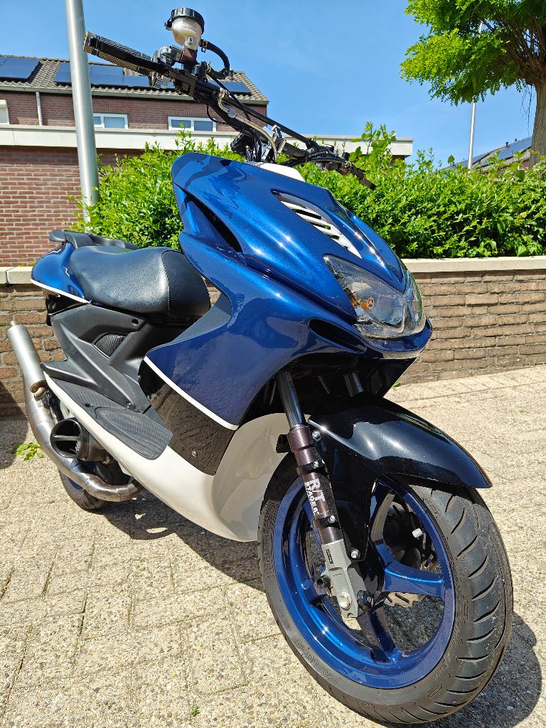 Yamaha Aerox 122cc |Zeer unieke A1 motorscooter| 100cc type, Fietsen en Brommers, Scooters | Yamaha, Ophalen, Aerox, Maximaal 45 km/u