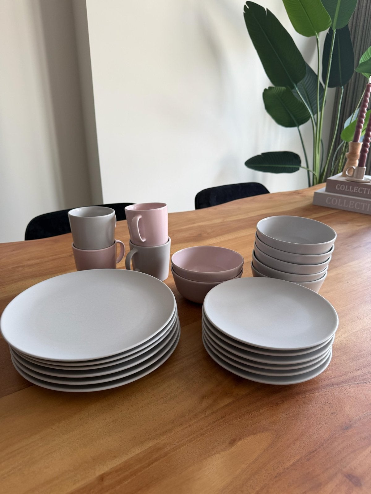 IKEA Servies Roze en Grijs - Van alles wat, Huis en Inrichting, Ophalen, Gebruikt, Keramiek, Effen