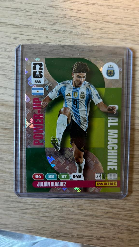 Julián Álvarez Power-Up Goal Machine Panini FIFA 586, Hobby en Vrije tijd, Stickers en Plaatjes, Ophalen of Verzenden, Zo goed als nieuw