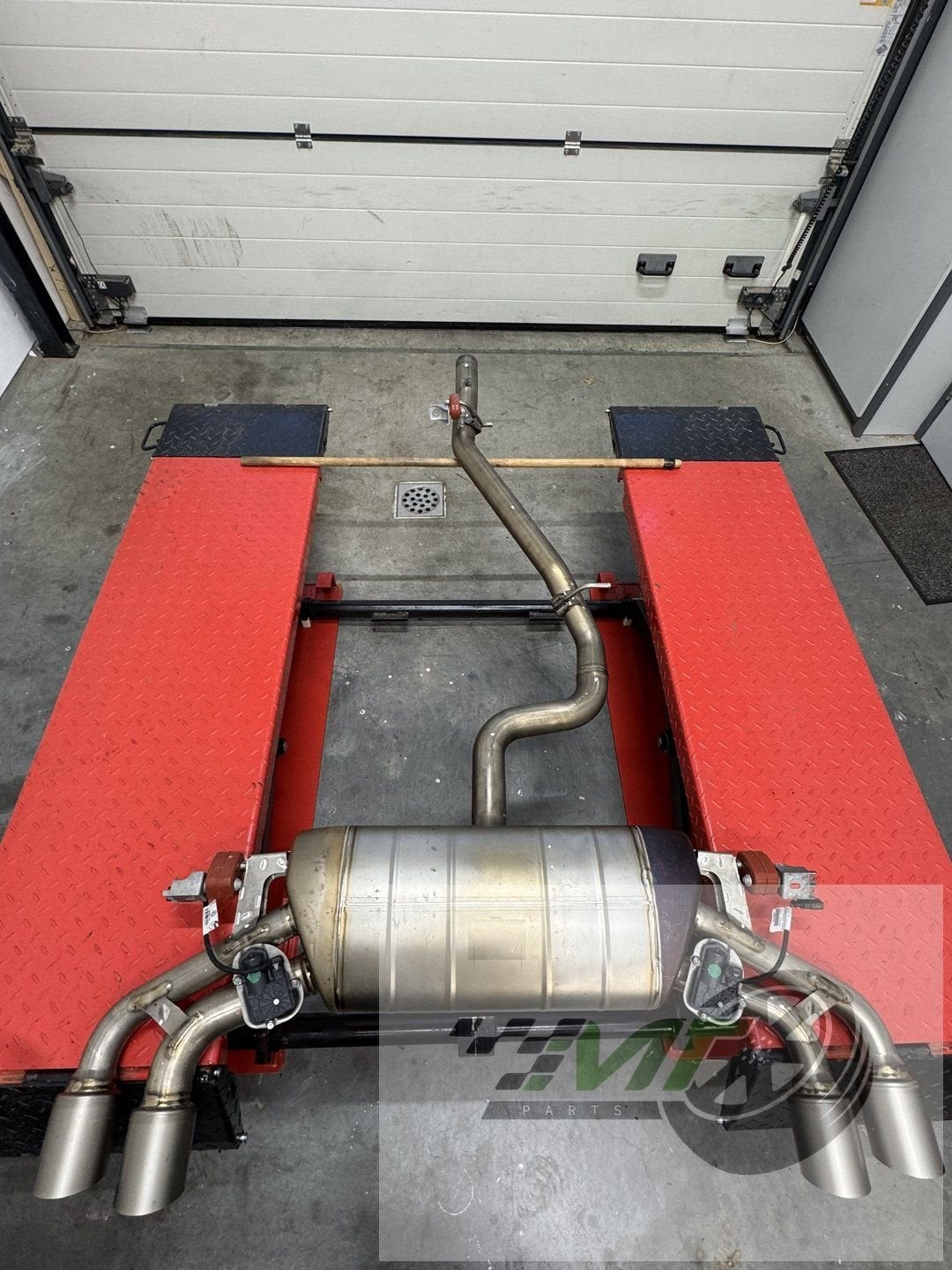 Vw Tiguan R AKRAPOVIC einddemper AGA 5NA253181GB uitlaat OEM, Auto-onderdelen, Gebruikt, -, Volkswagen, -