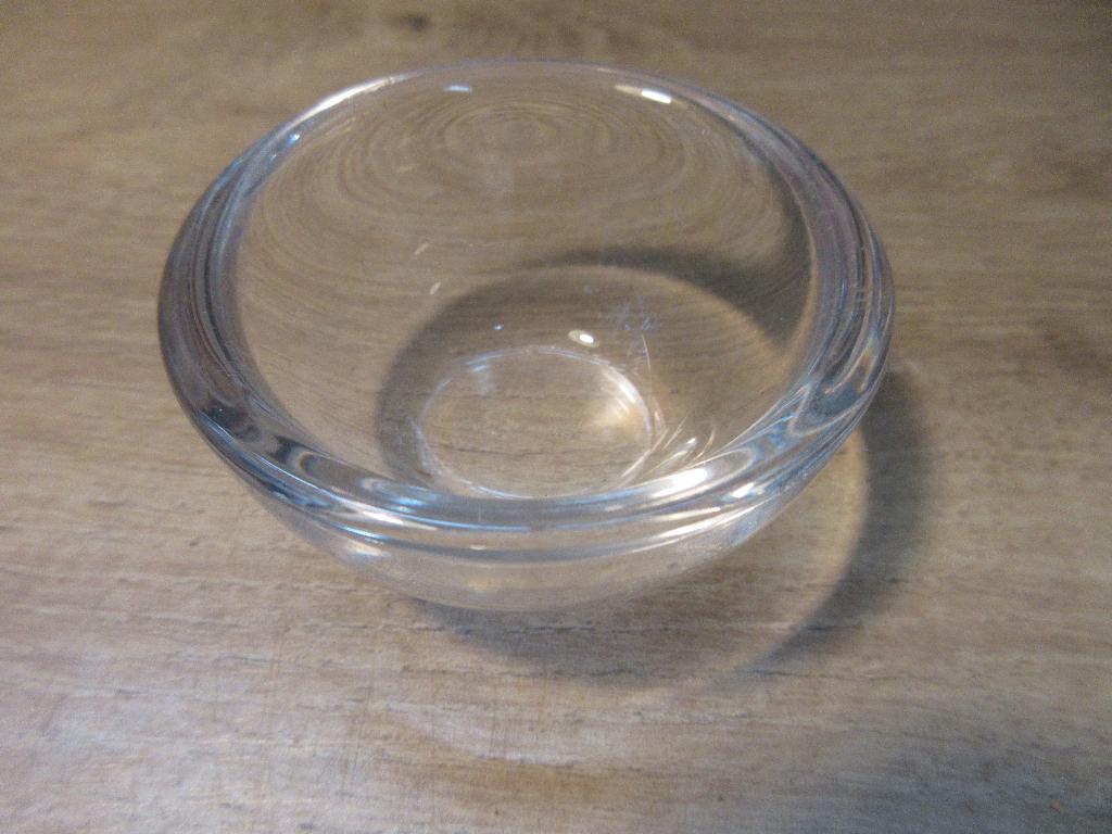 Fuga orrefors klein glazen schaaltje, Antiek en Kunst, Ophalen of Verzenden