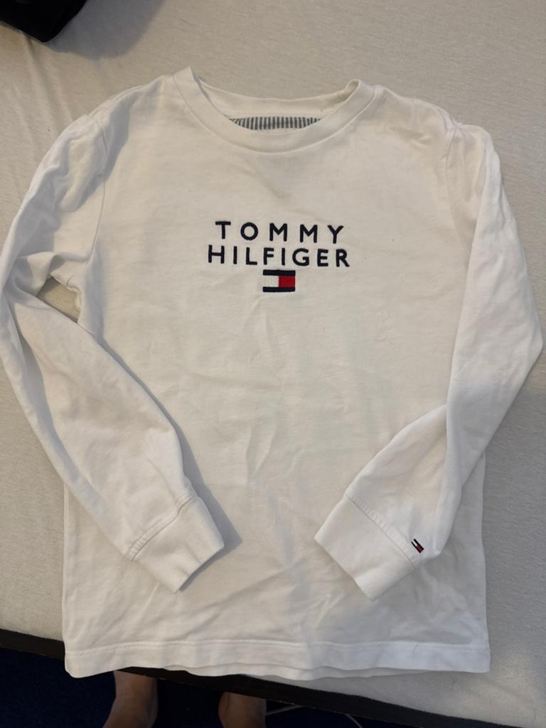 Tommy Hilfiger Longsleeve Maat 128, Ophalen of Verzenden, Gebruikt, Jongen of Meisje, Shirt of Longsleeve