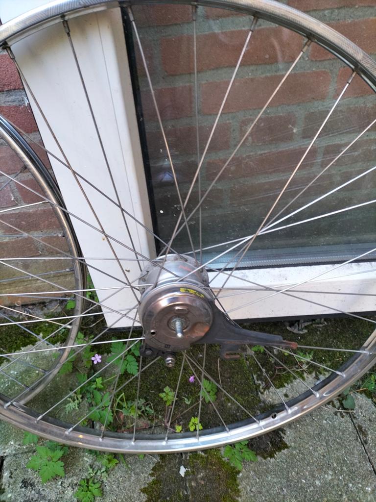 Stalen 28 inch voor- en achterwiel met 7 versnellingen, Fietsen en Brommers, Fietsonderdelen, Ophalen, Gebruikt, Wiel, Staal
