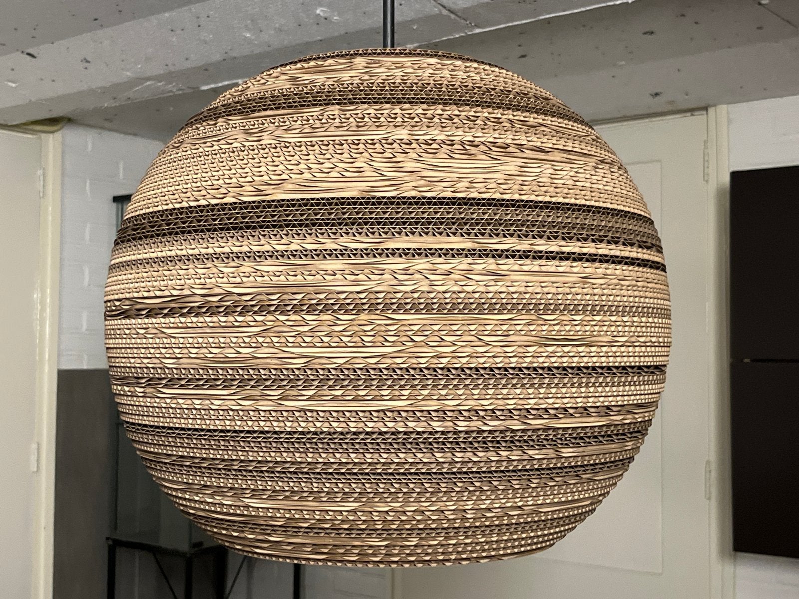 Relight lamp van gerecycled karton - Duurzaam design, Ophalen of Verzenden, Nieuw, Natuurlijk materiaal