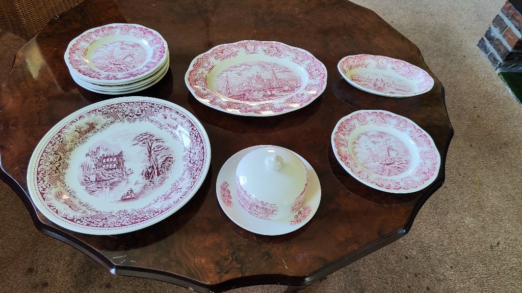 Vintage Rood Servies "Historical Ports of England", Ophalen of Verzenden, Overige stijlen, Kop(pen) en/of Schotel(s)