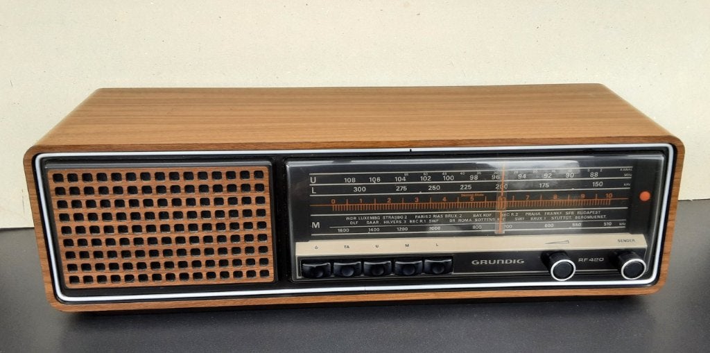 Grundig - RF-420 - Radio, Tuner, Antiek en Kunst, Ophalen of Verzenden
