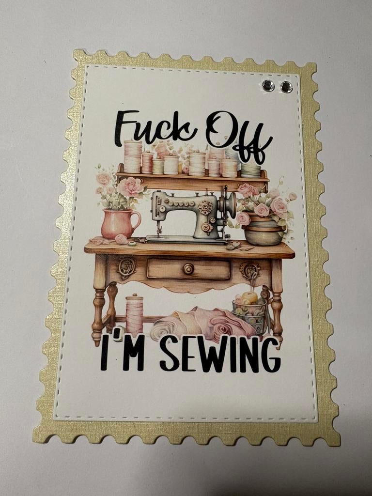 Enkele kaart craftlab/ paper favourites naaimachine 2, Ophalen of Verzenden, Zo goed als nieuw, Overige thema's