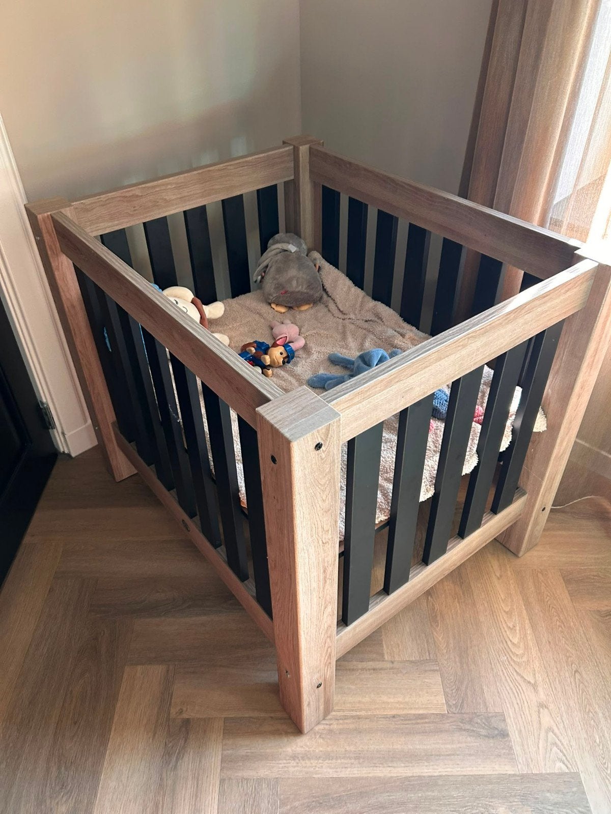 box 1 jaar oud, Ophalen