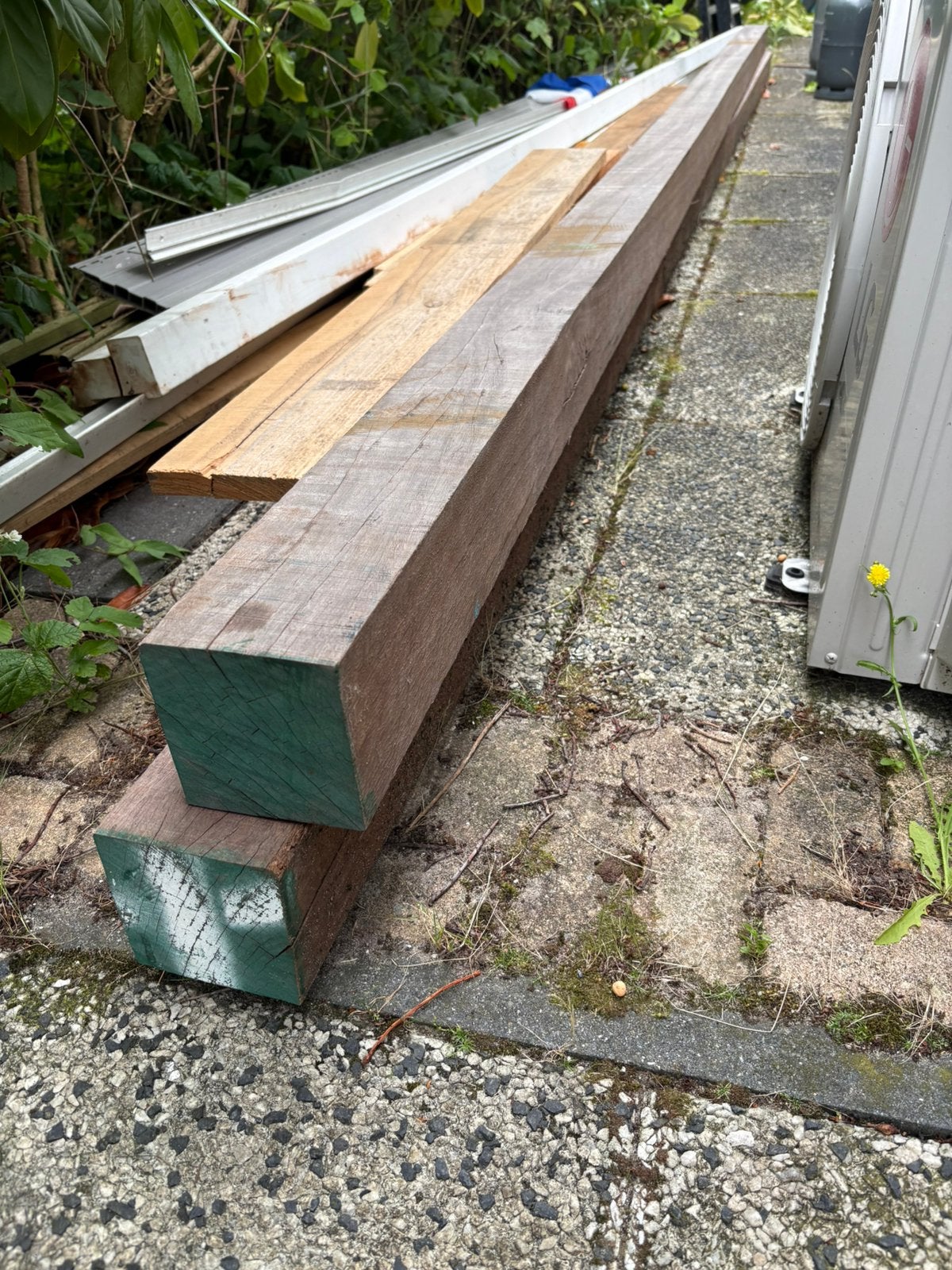 2x Azobe palen 10x10 5meter lang hardhout vlonder steiger, Ophalen, Palen, Zo goed als nieuw, Hardhout