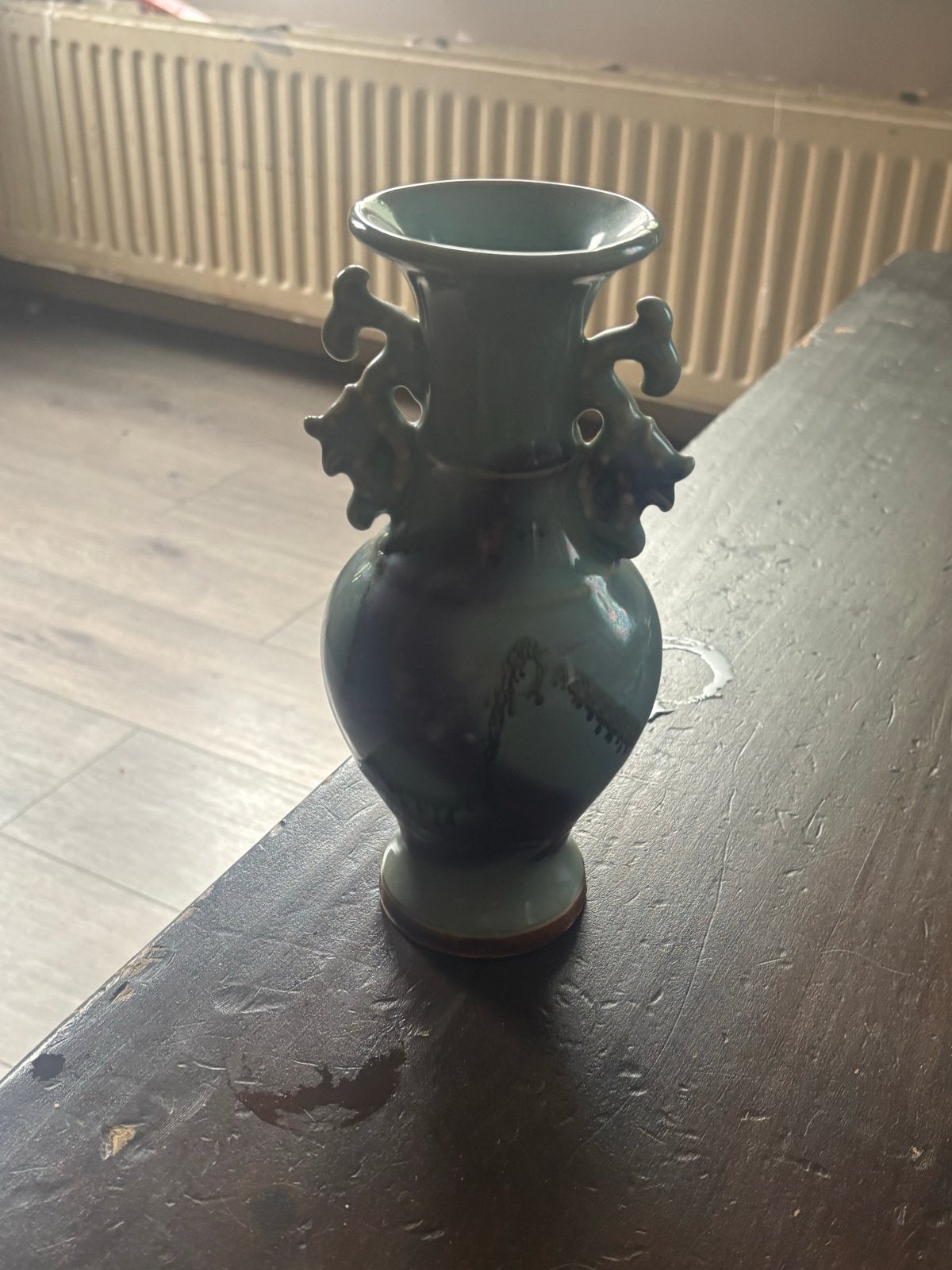 Antieke Chinese vaas met drakenhandvatten, Ophalen of Verzenden