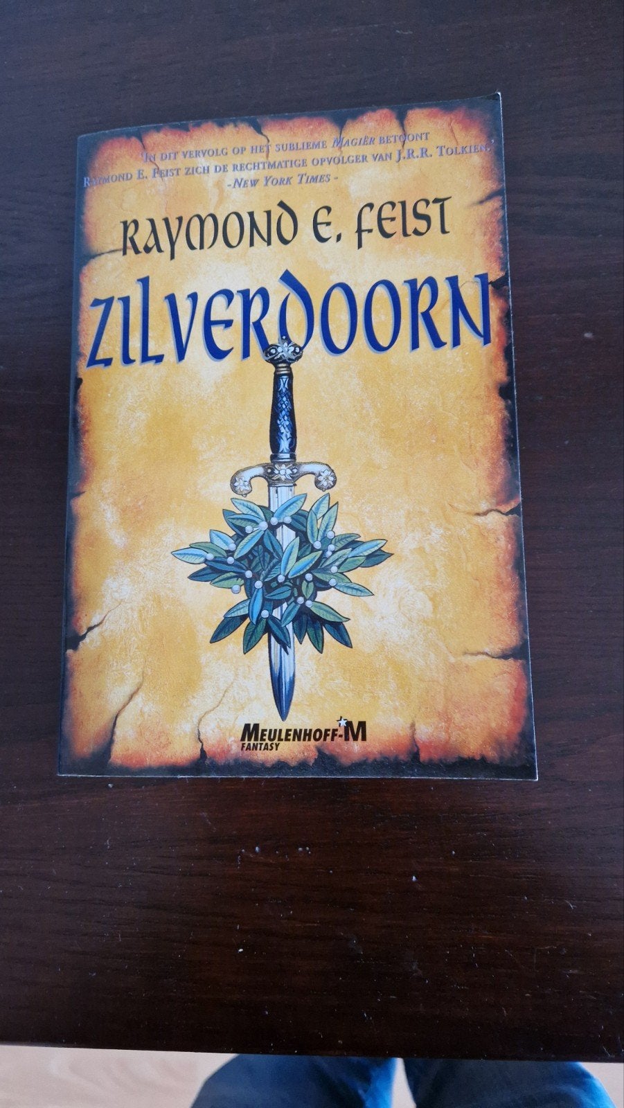 Zilverdoorn - Raymond E. Feist (Fantasy Boek), Boeken, Ophalen