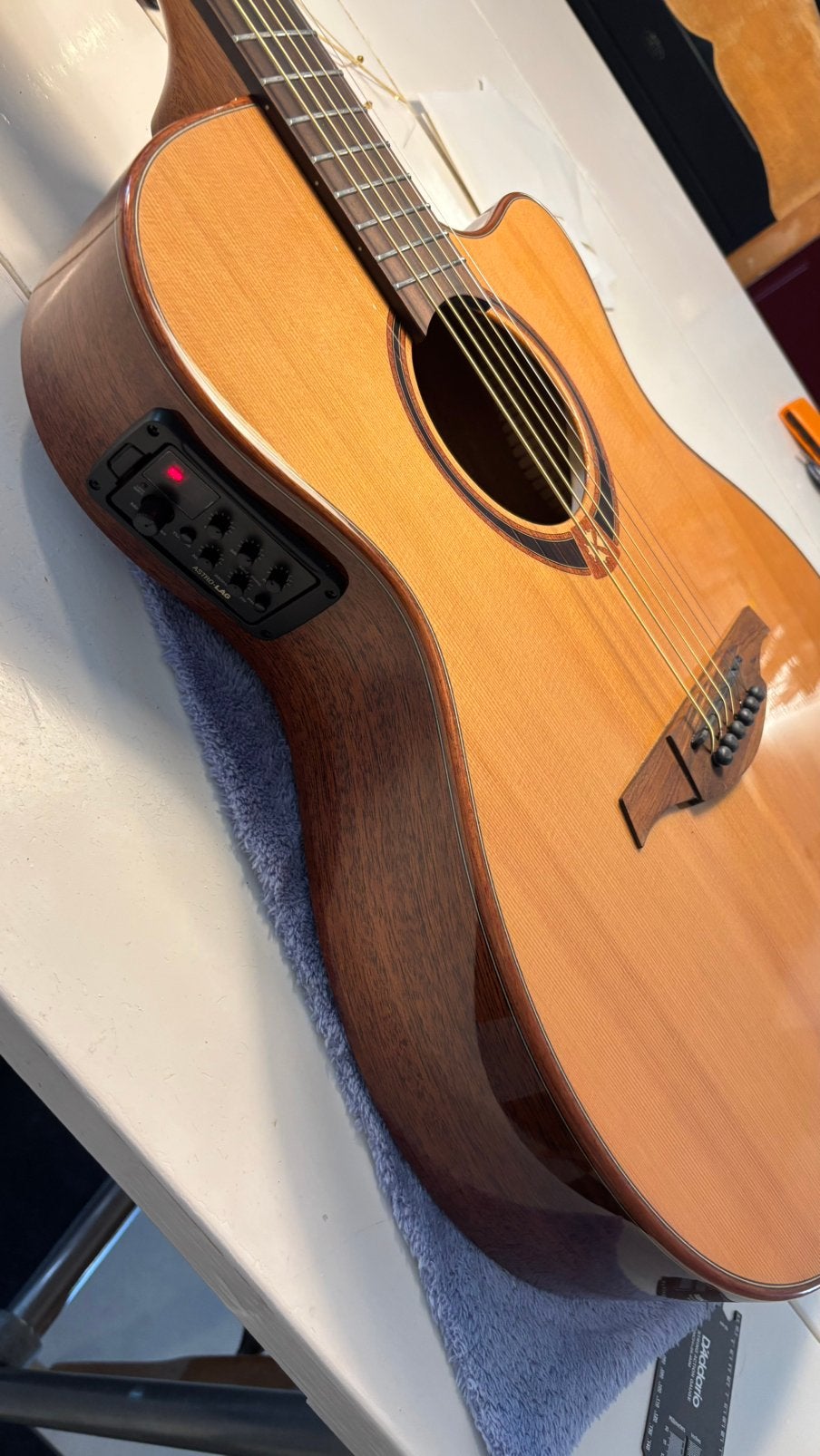 Lag T118 ASCE Auditorium, Small, Gloss top, Muziek en Instrumenten, Snaarinstrumenten | Gitaren | Akoestisch, Lag, Info@lag.com