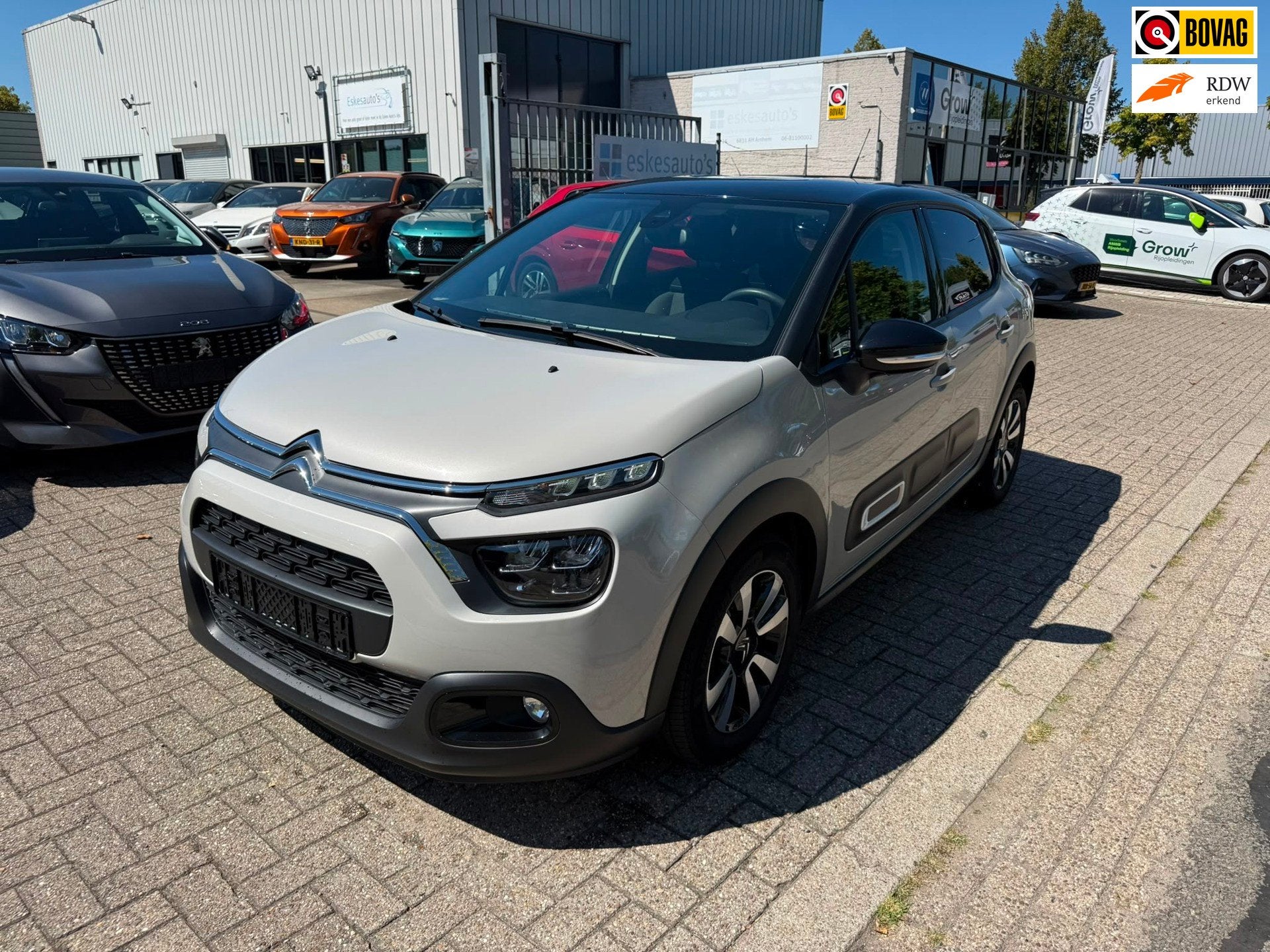 Citroen C3 1.2 PureTech Feel, Facelift, Navi Dealer auto, 1s, Auto's, Gebruikt, 1199 cc, Automatische klimaatregeling, 450 kg