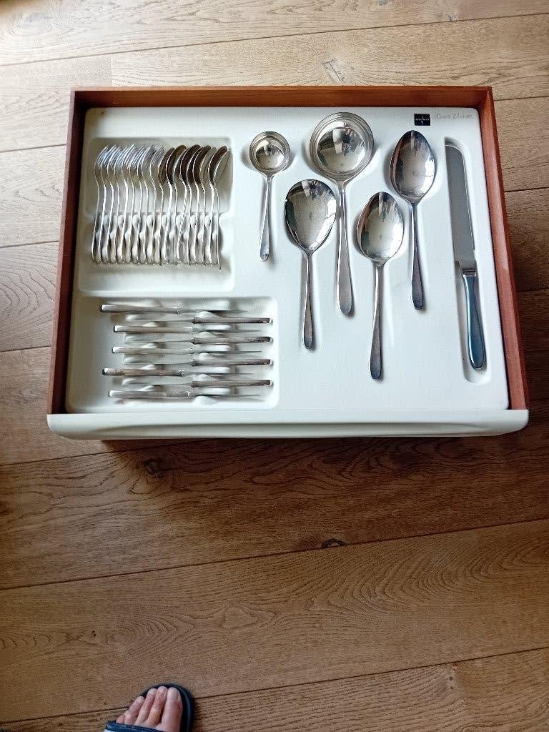 Gero zilvium 100 bestek in cassette, Ophalen