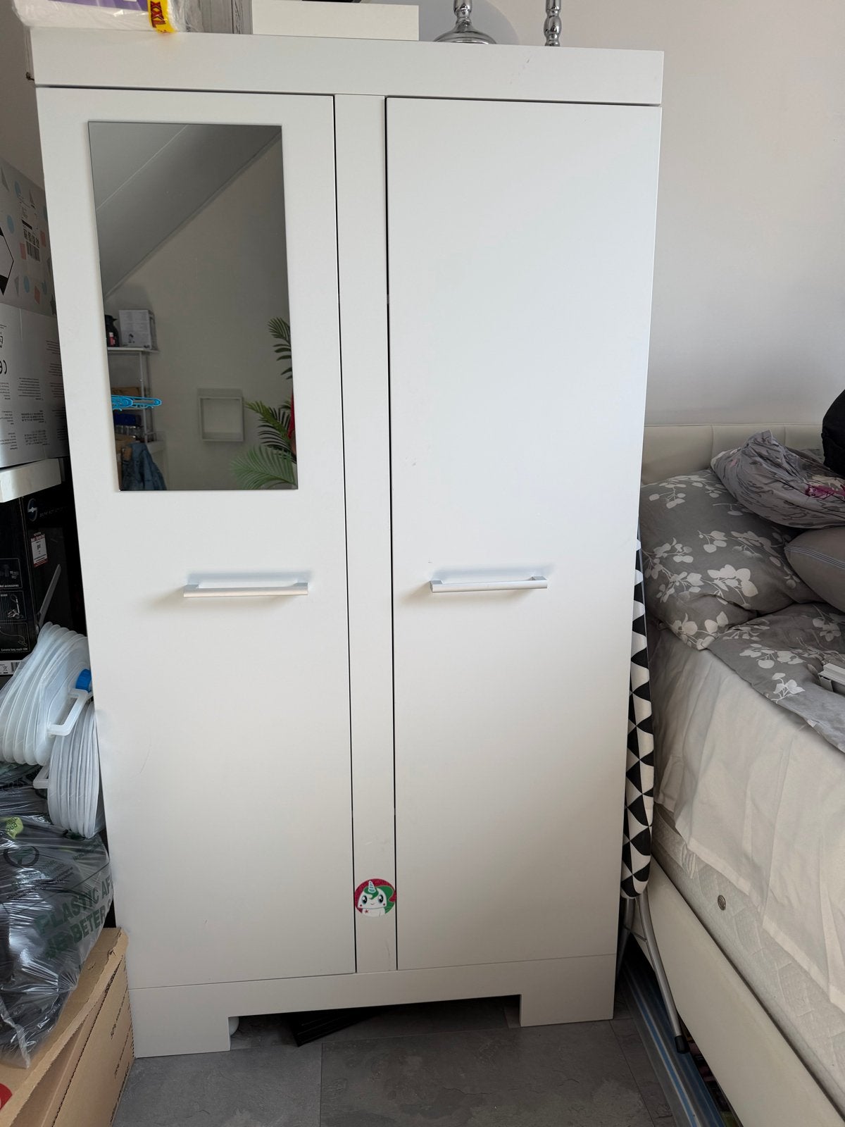 Witte kledingkast met spiegel, reeds gedemonteerd, Ophalen, Gebruikt, 50 tot 100 cm, Overige houtsoorten