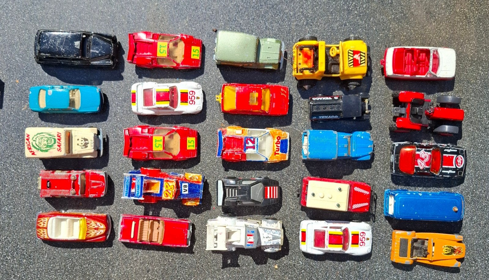Miniatuur auto's 25st + trekkers, opleggers ea klein spul, Kinderen en Baby's, Speelgoed | Overig, Ophalen of Verzenden, Gebruikt