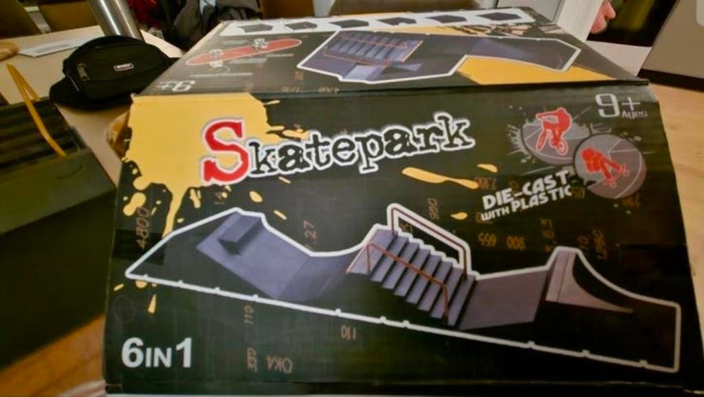 Complete Skatepark Set 6-in-1 met 4 Fingerboards, Ophalen of Verzenden, Zo goed als nieuw, Jongen of Meisje