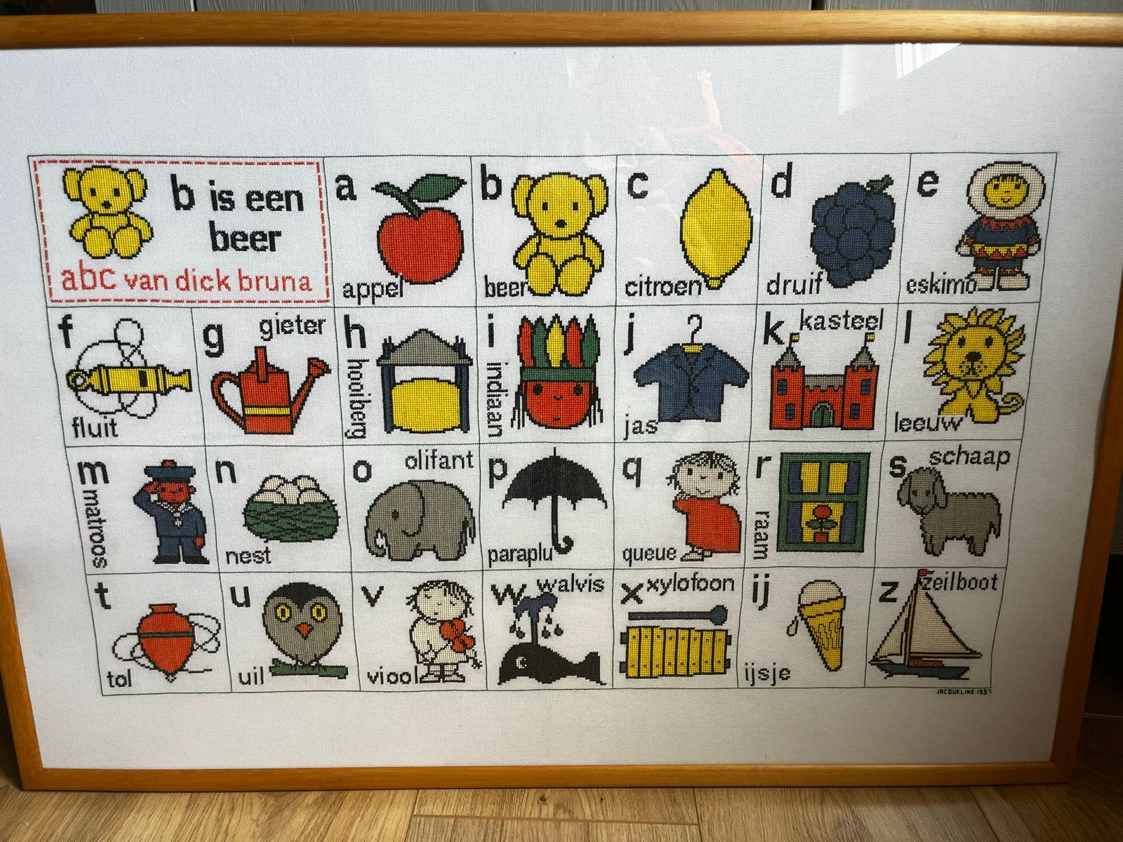 Geborduurd ABC van Dick Bruna in lijst, Ophalen, 50 – 75, Oorspronkelijke maker, Zo goed als nieuw