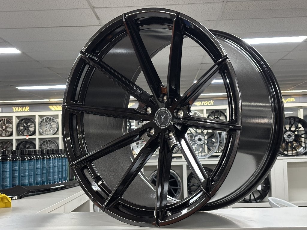 YANAR YF.14 FLOW FORGED 20/21'' BMW M3 M4 G80 G81 G82 G87, Nieuw, Personenwagen, Zomerbanden, Velg(en)