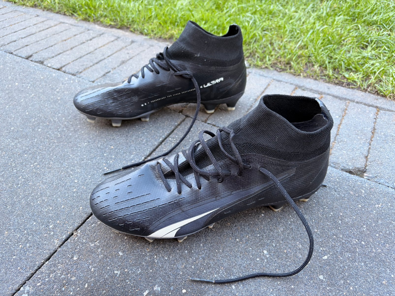 ZGAN Puma Ultra Pro (kunst)gras voetbalschoenen, Schoenen, Zo goed als nieuw, Maat M, Ophalen of Verzenden
