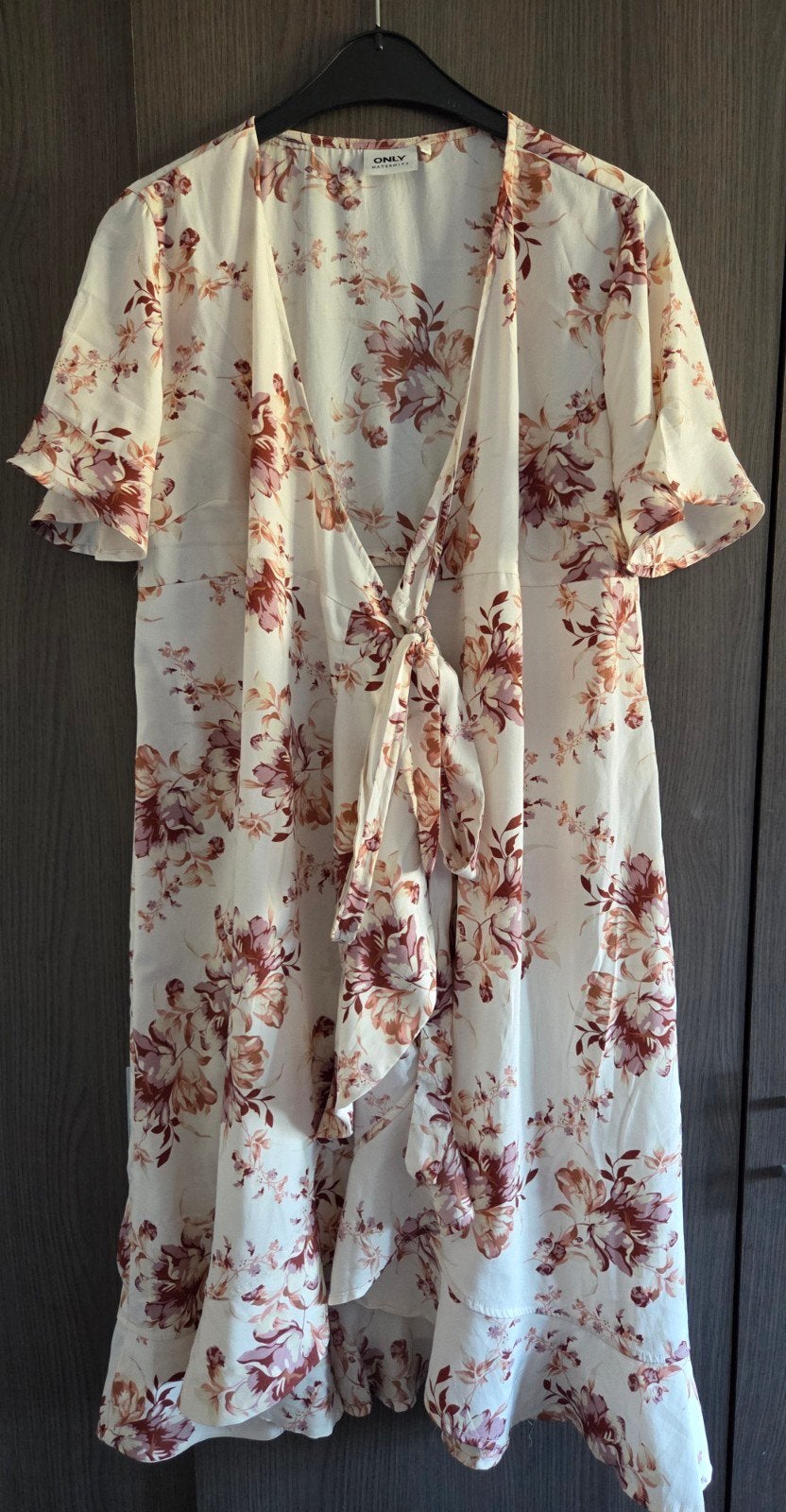 ONLY Maternity Omslagjurk met bloemenprint, Ophalen, ONLY Maternity, Meerkleurig, Maat 46/48 (XL) of groter