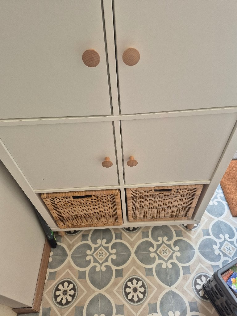 Kalax kast met accessoires, Ophalen, Gebruikt, 25 tot 50 cm, Overige houtsoorten