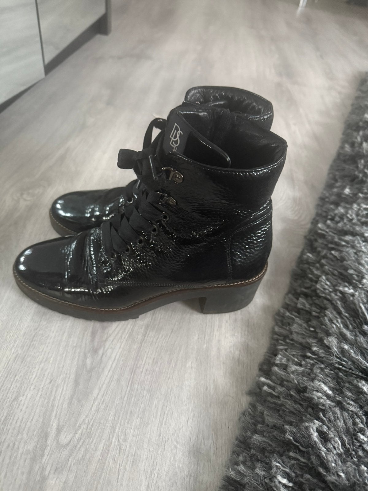 Dl sport lak enkelboots twv 249 eueo maat 39, Ophalen of Verzenden, Zo goed als nieuw, Zwart, Sneakers of Gympen