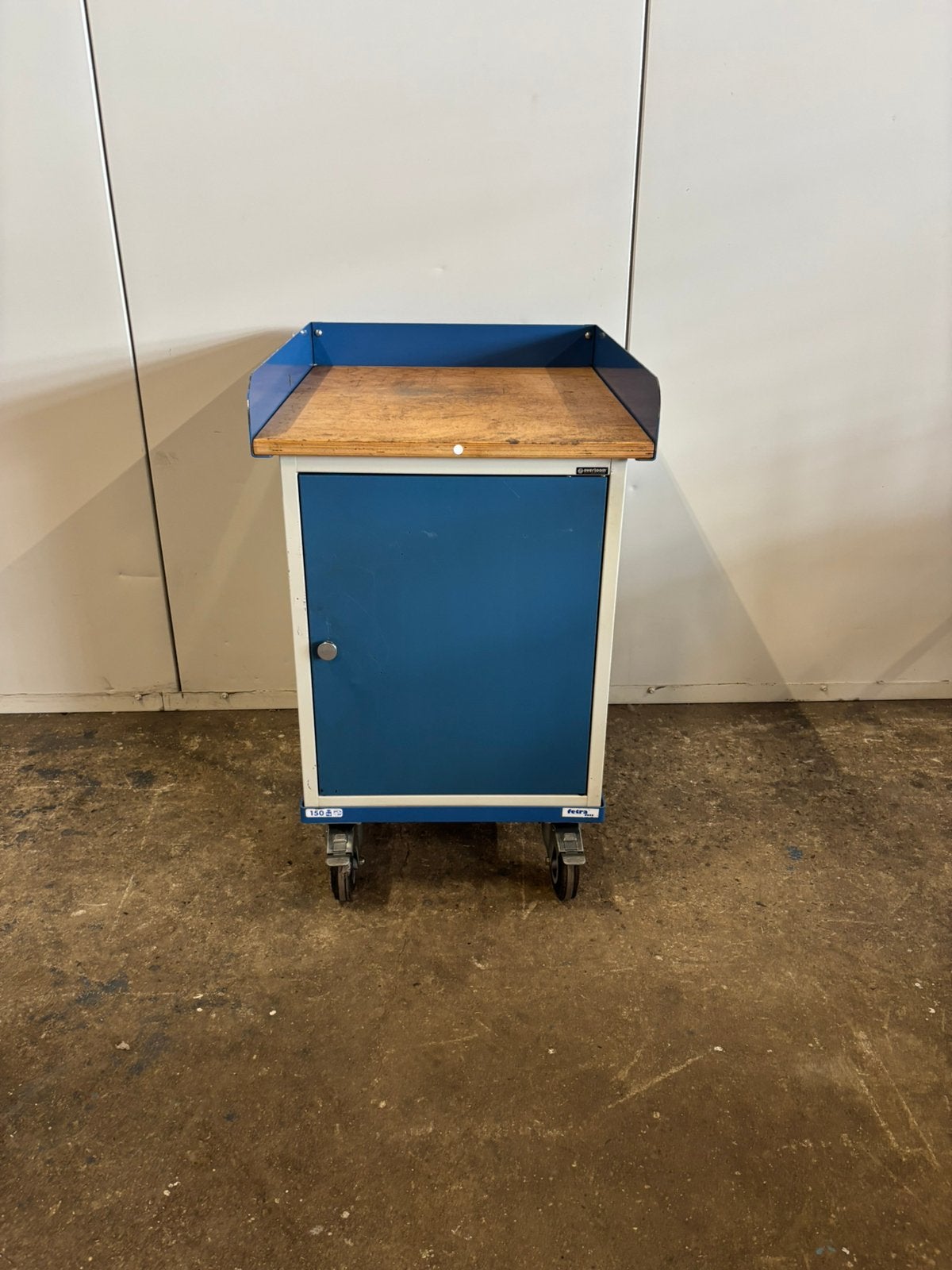 Fetra werkbank / werktafel / kar / wagen / mobiele werktafel, Doe-het-zelf en Verbouw, Transportwagens, Ophalen, Gebruikt, Transportkar