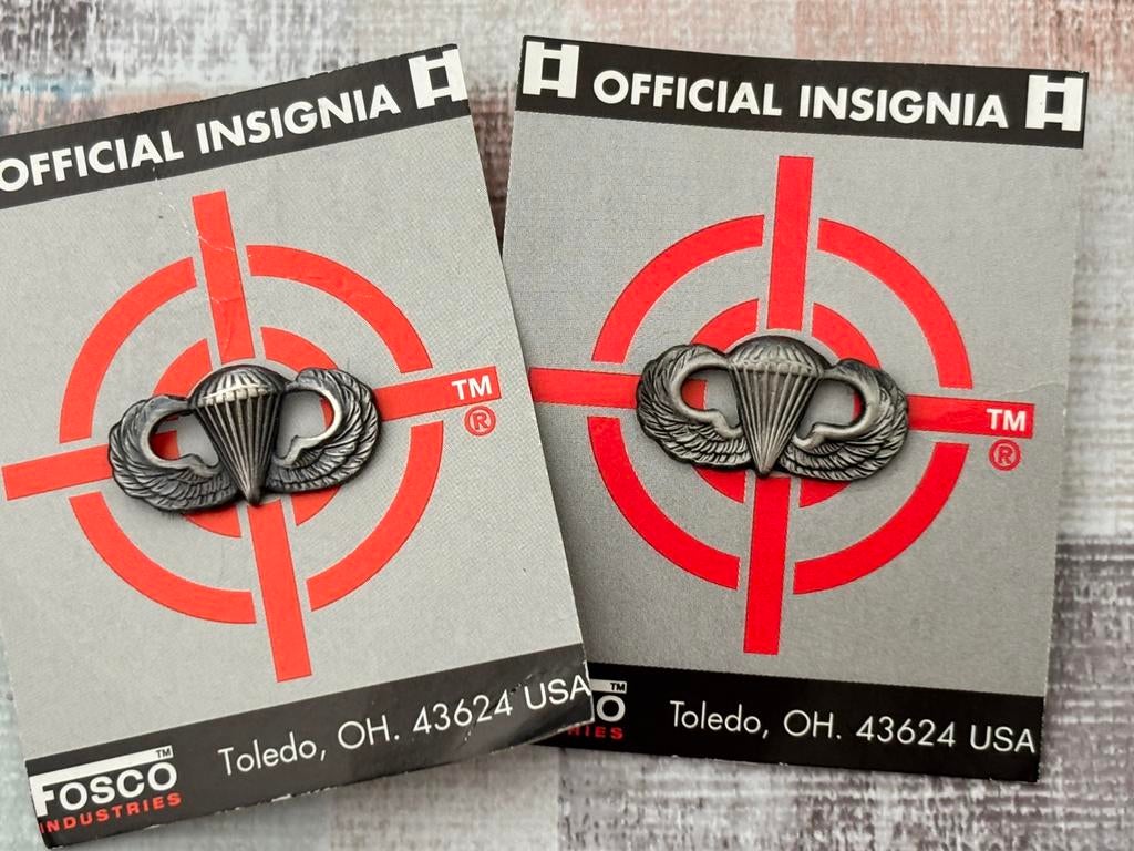 Mini airborne pins setje, Verzamelen, Verzenden, Landmacht, Amerika, Embleem of Badge