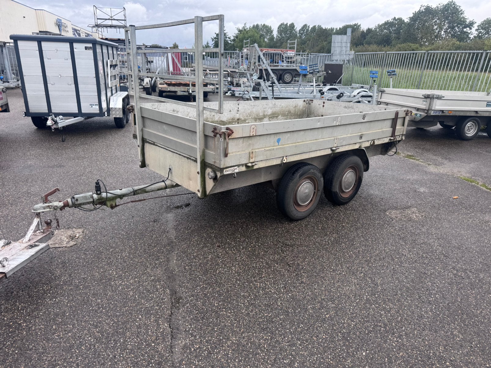 Geremde Anssems aanhanger plateauwagen, Ophalen, Gebruikt