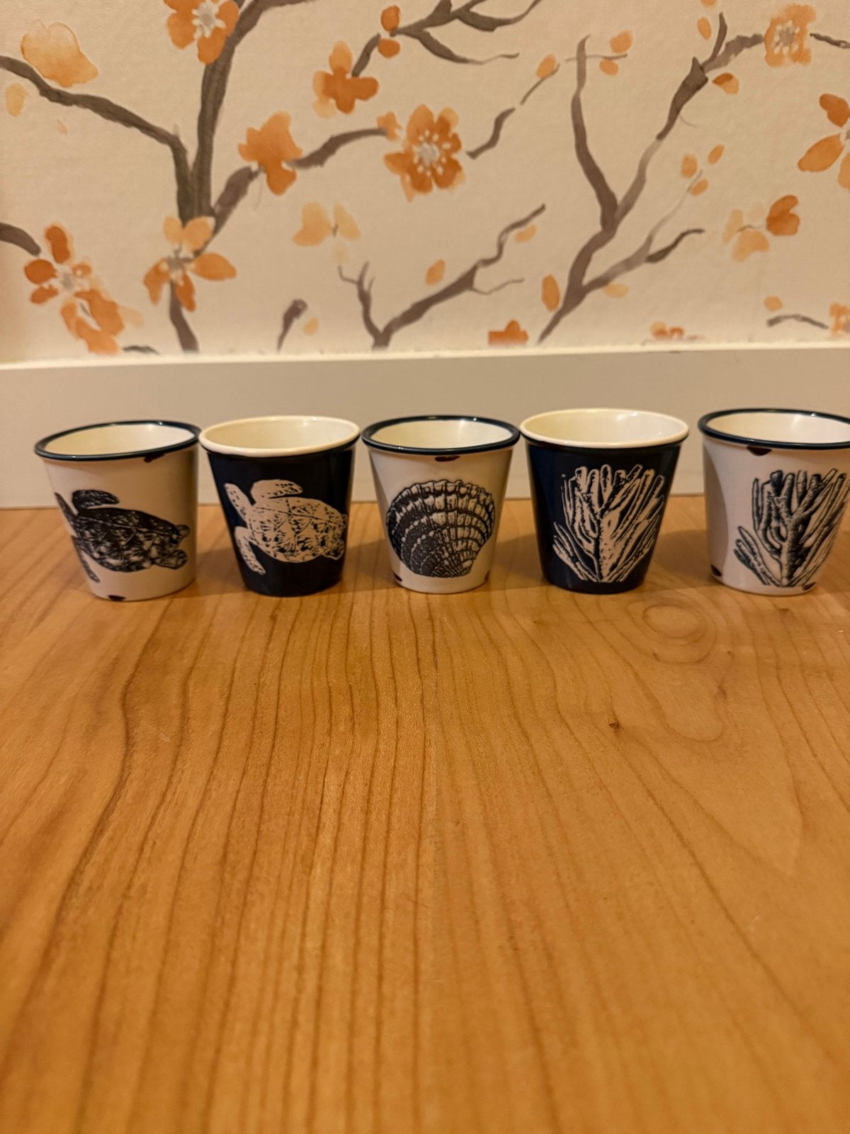 Set van 5 Villa d'Este Home Tivoli espresso kopjes, Keramiek, Ophalen of Verzenden, Zo goed als nieuw, Modern