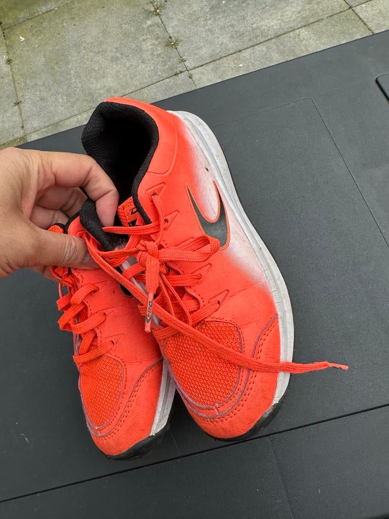 Dita Hockeyschoenen voor kinderen - Maat 35, Sport en Fitness, Hockey, Ophalen of Verzenden, Gebruikt, Schoenen