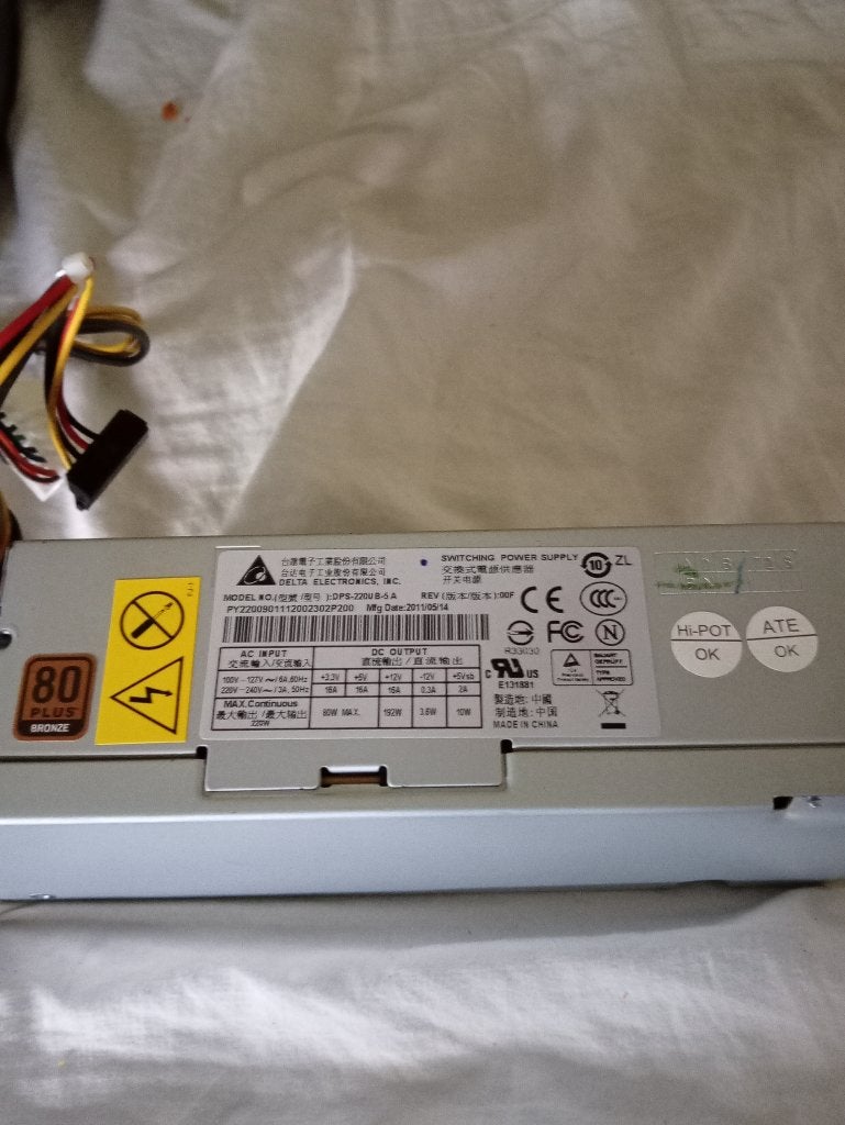 Delta Electronics DPS-220UB-5 A 220W 80 PLUS Bronze Voeding, Ophalen of Verzenden, Zo goed als nieuw