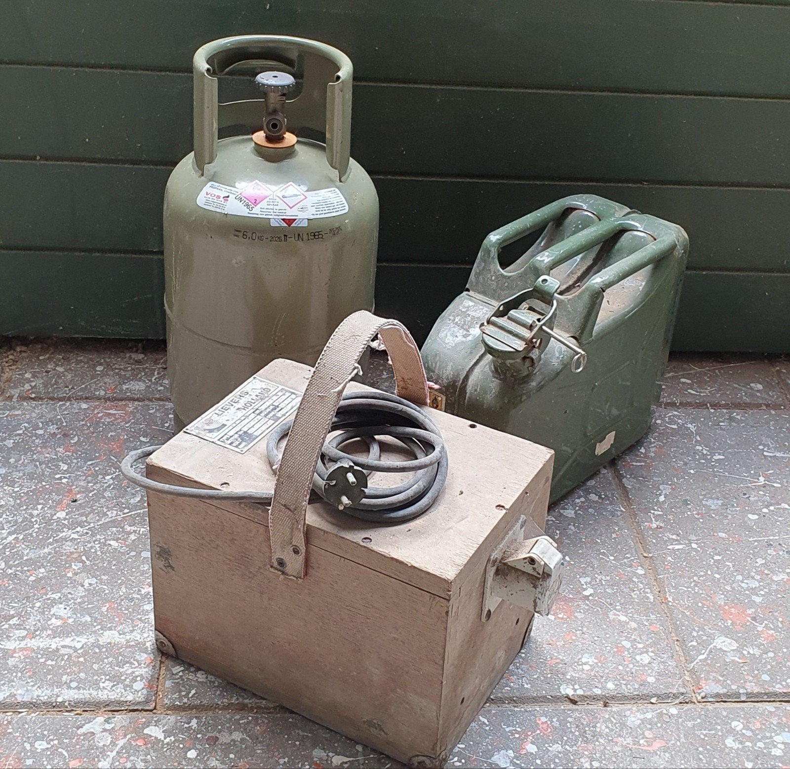 Set Van Alles Wat~ Gasfles~Travo/Omvormer~Benzinetank, Ophalen