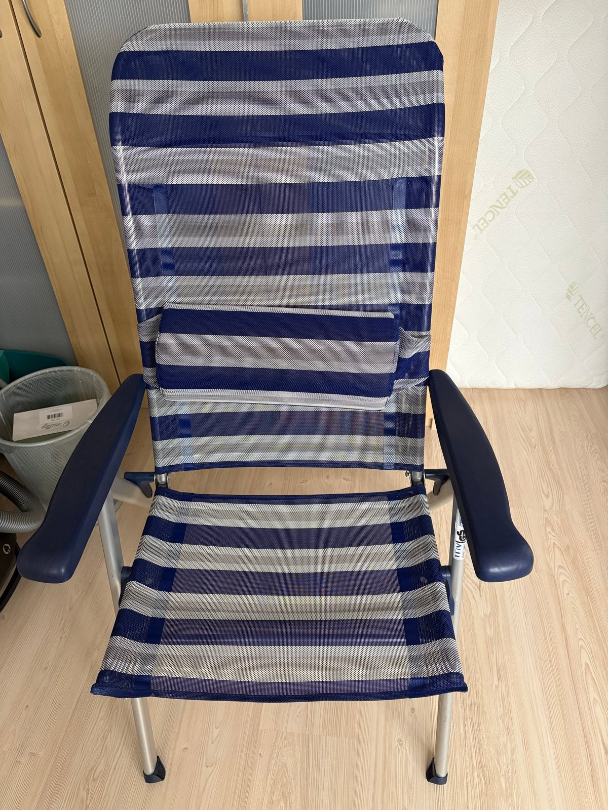 Crespo opvouwbare campingstoel - Blauw/Wit gestreept, Ophalen, Zo goed als nieuw, Campingstoel