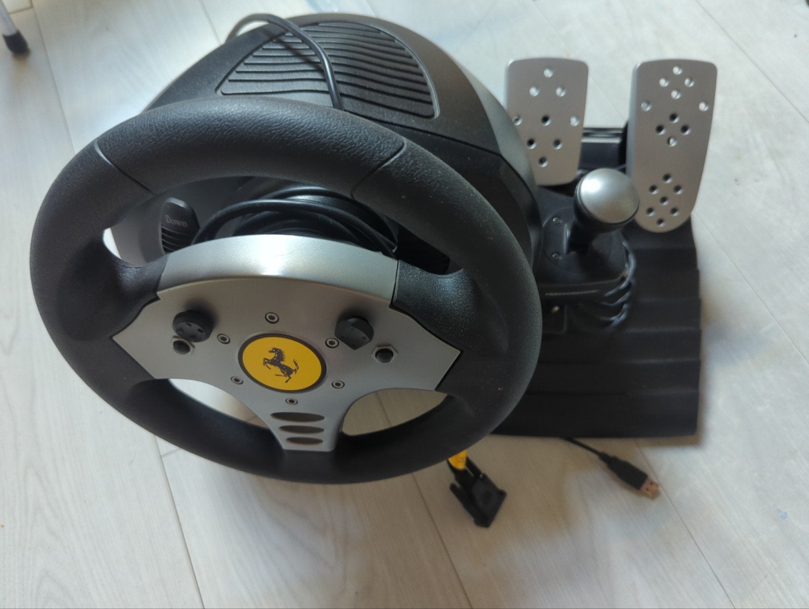 Thrustmaster Force Feedback Racing Wheel Ferrari, Ophalen, Gebruikt