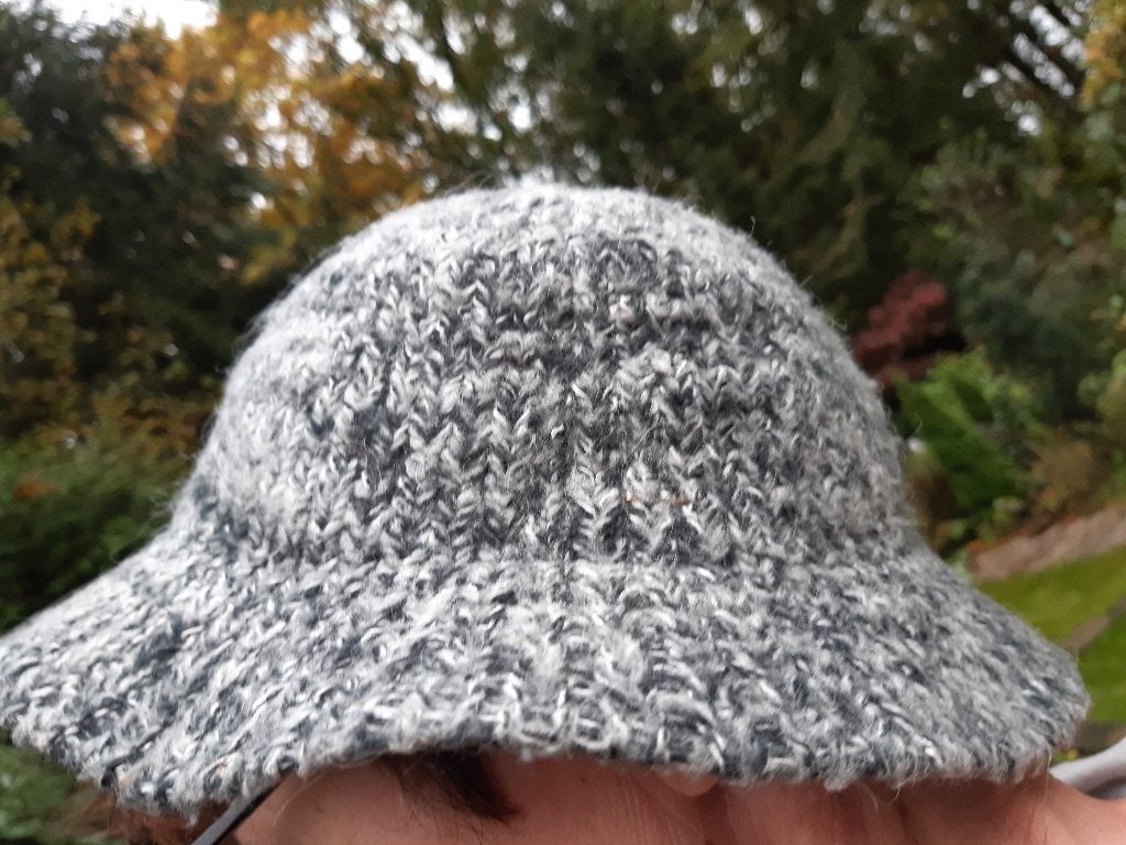 Dameshoedje, Ophalen of Verzenden, Zo goed als nieuw, 55 cm (S, 6⅞ inch) of minder, Hoed