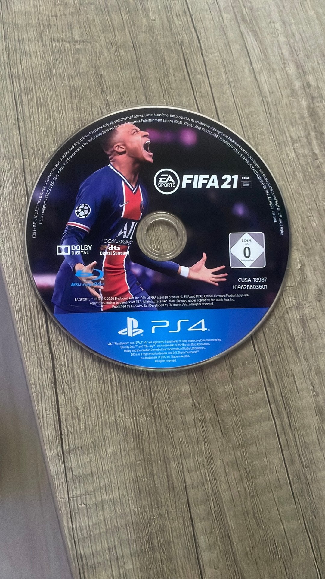 Fifa 21, Ophalen of Verzenden, Zo goed als nieuw, Sport, 3 spelers of meer