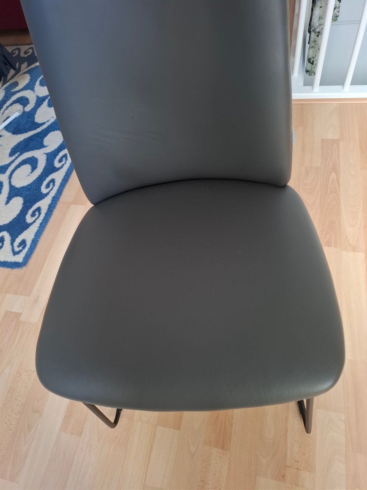 Eetkamerstoelen 4 stuks leer met stof zgan, Ophalen, Zo goed als nieuw, Leer, Vijf, Zes of meer stoelen